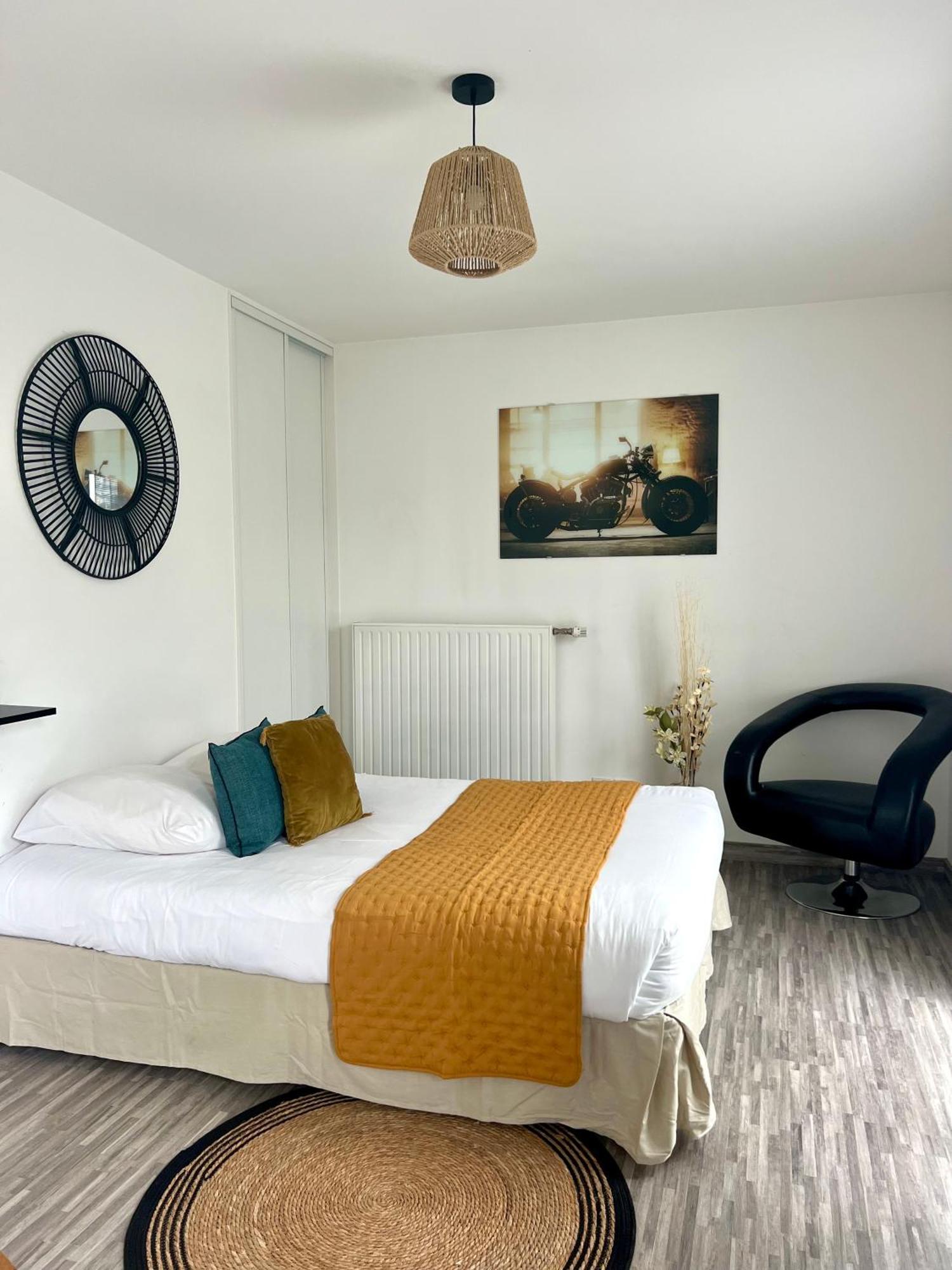 Le Petit Mabilais, Centre Apartment *